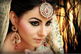 usa news corp, Gold Plated Bridal Wedding Ethnic Hair and Head Maang Tikka Jewelry, how to wear tikka video in Colombia, best Body Piercing Jewelry