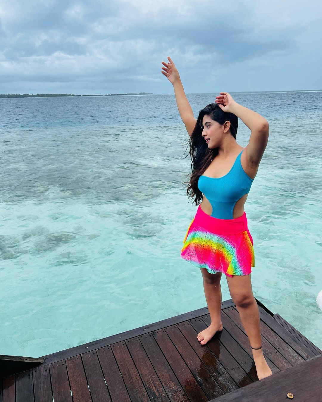 Indian Actress, Dancer, Model Sameeksha Sud Photos Videos, Biography on 16pluslk.com. Sameeksha Sud Hot videos, Tiktok, Bikini photos download.