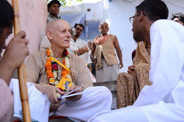 Sankarshan Das Adhikari at Vimala Kunda 