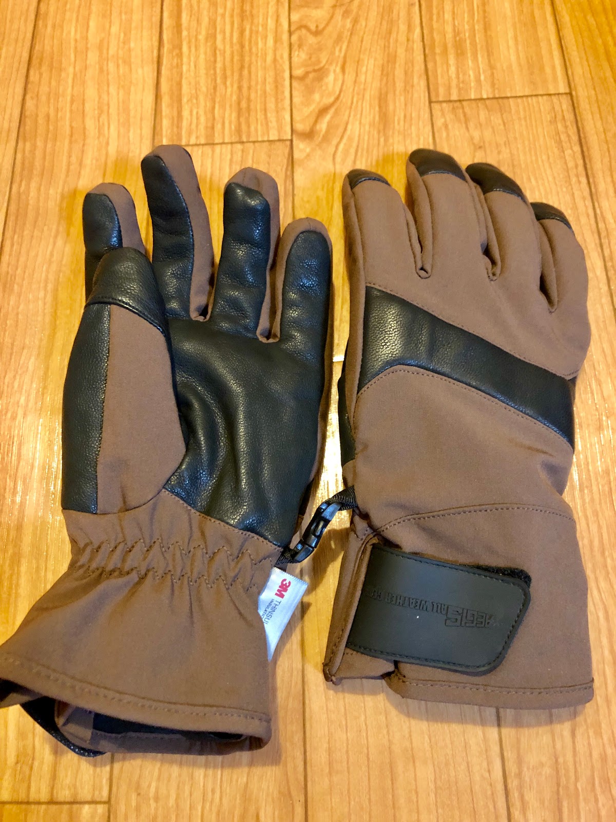 レビュー ワークマン イージス グローブ 防水手袋 バイクで使用 金の無駄遣いとキャンプ道具