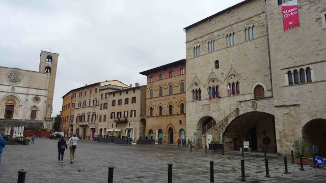 Umbria in May - Todi