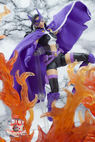 MAFEX Huntress (Batman: Hush Ver.) 19