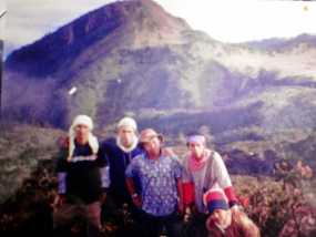 Trekking Ke Gunung Lawu Via Cemoro Kandang Jawa Tengah