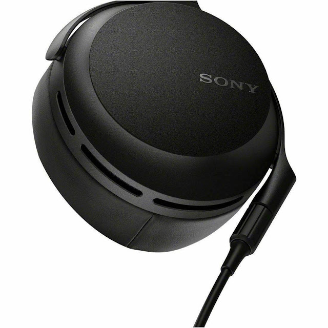Sony MDR-Z7M2 Hi-Res Audio Closed Dynamic Stereo Overhead Headphone
