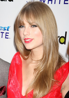 Taylor Swift Hairstyle