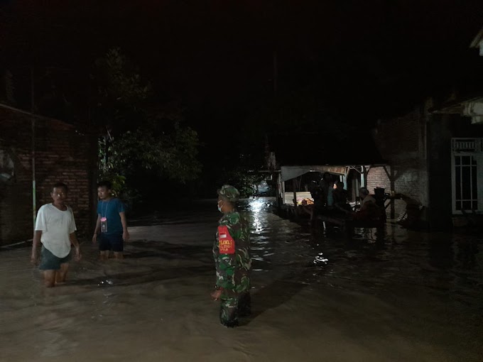 Banjir di Dukuh Jawong Desa Kembangarum, Air Masuk Pemukiman Setengah Meter.   