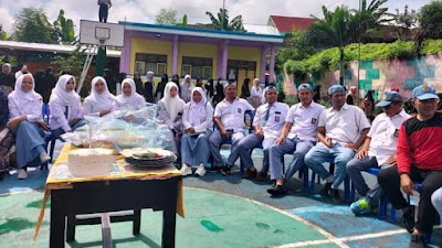 SMAN 1 Suela Tampilkan Drama Pada Peringatan Hari Guru Nasional 2022