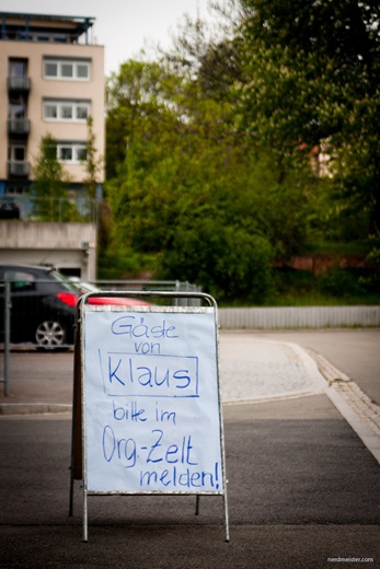 Schild vor dem DGB-Gewerkschaftshaus, Erfurt