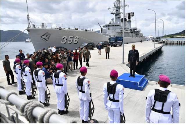 Tinjau Dua KRI di Selat Lampa, Presiden Jokowi: Indonesia Miliki Hak Berdaulat di ZEE