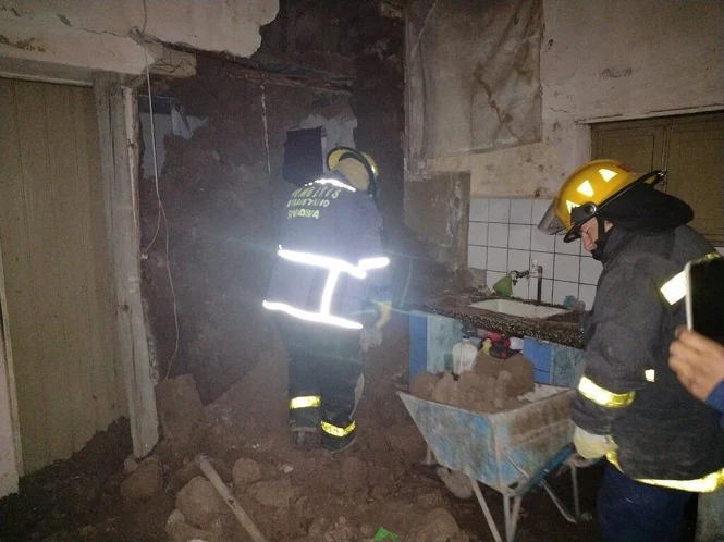 Sismo en Mendoza: Derrumbe parcial en una vivienda en Rivadavia.