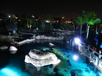 uShaka Marine World at night Cargo Hold Restaurant from the outside all 