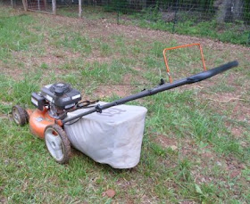 lawnmower bag to collect grass clippings