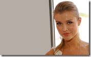 joanna krupa wide ,hollywood hot (8)