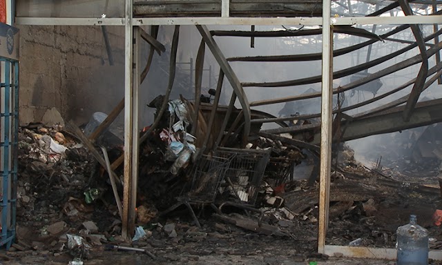 Incêndio destrói supermercado na Cidade de Maputo