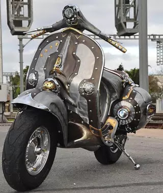 Gambar Modifikasi Motor Vespa Bergaya Steampunk