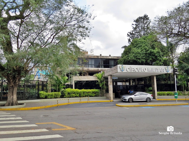 Vista da entrada principal do Clube Circulo Militar de São Paulo - Ibirapuera - São Paulo