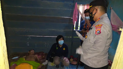 Kapolres Kolaka Bersama Jajaran Polsek Rate-rate, Kunjungi Warga Koltim Yang Menderita Suspek TB Paru
