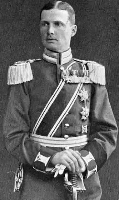 Ernst II. von Sachsen-Altenburg (* 31. August 1871 auf Schloss Altenburg; † 22. März 1955 in Trockenborn-Wolfersdorf)