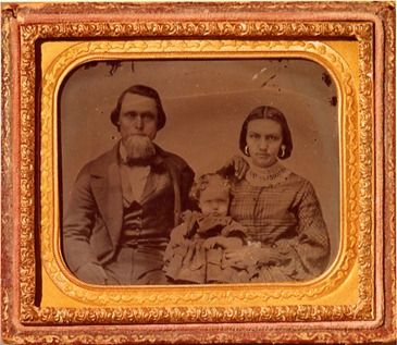 John, Lois and Baby Ida Pratt_edited-1