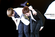 Ryeowook and D.O bowing after their duet stage. (tumblr pmulbh rw kt )