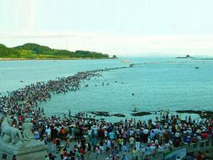 SIRyoung blog's: Laut Terbelah Ala Nabi Musa di Korea Selatan