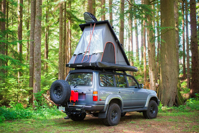 Alu-Cab Expedition 3 pop-up rooftop tent