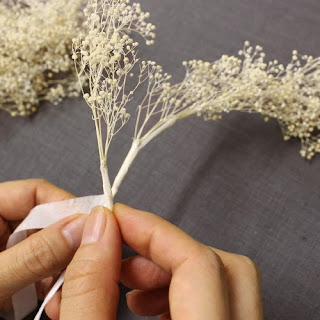 カスミ草の花冠手作りキット（白）_ウェディングヘッドドレスと花髪飾りairaka