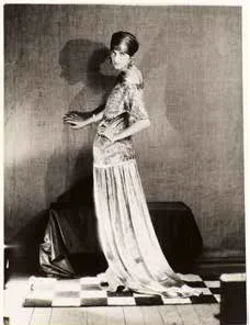 Peggy Guggenheim dans une robe de Poiret