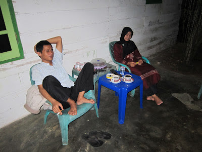 Ichwandi dan Mba Ipah