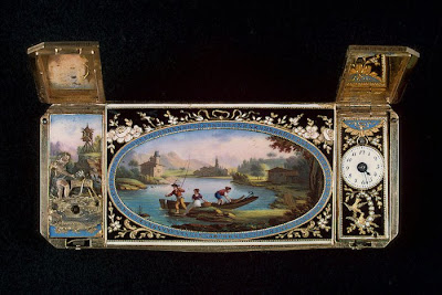 antique snuff box