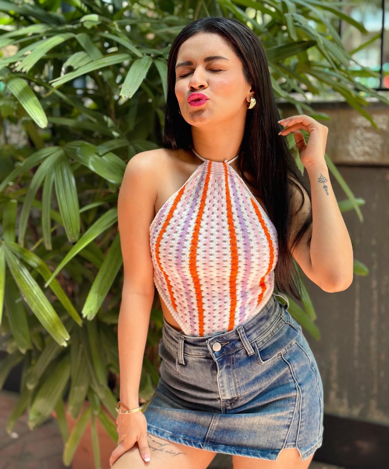 Avneet kaur pic