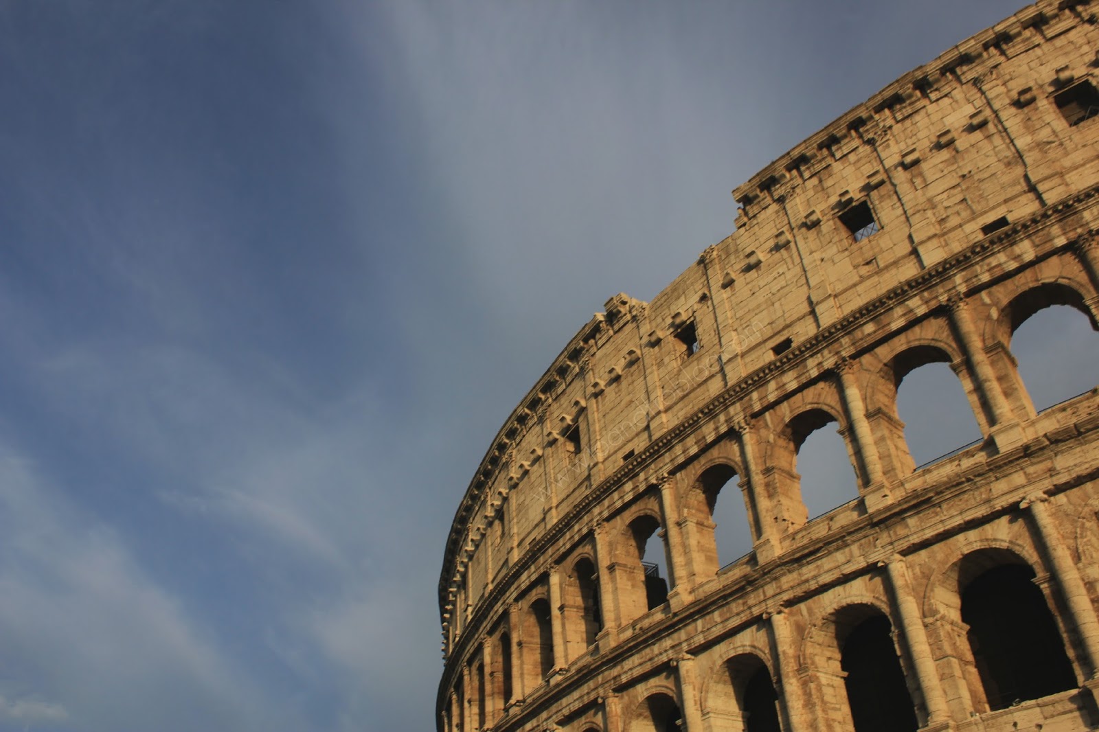 things to do in Rome; colosseum