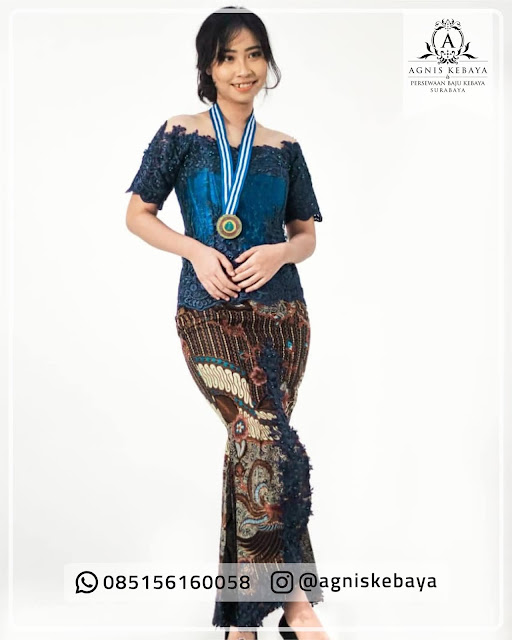 SEWA KEBAYA WISUDA MURAH SURABAYA