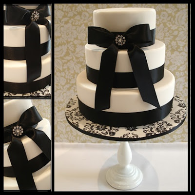 Simple Wedding Cakes Pictures on Wonderful World Of Cupcakes  Black And White Wedding Cake