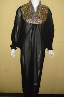 Model Baju Muslim Kaftan Syahrini 2012