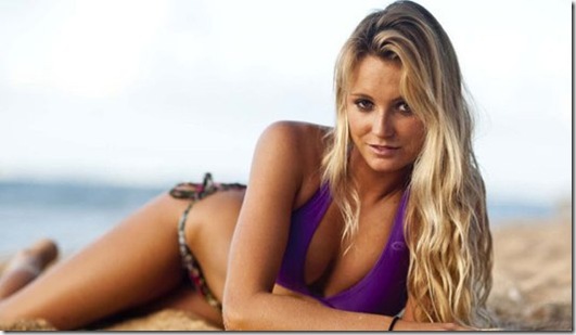 sexy-surfer-alana-blanchard-179