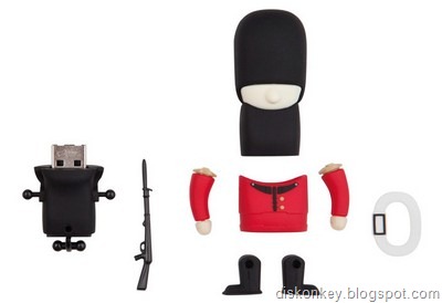 Queens Guard Soldier USB flash drive 1