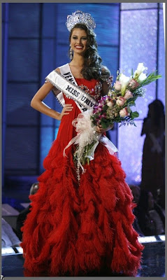 miss universe 2009 - miss venezuela Stefania Fernandez