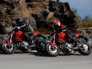 2012 Ducati Monster 1100 EVO Motorcycle Photos 1