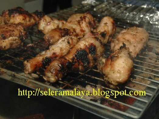 SELERA MALAYA: Tumis-tumis Abahfateh : BBQ - Ayam Bakar