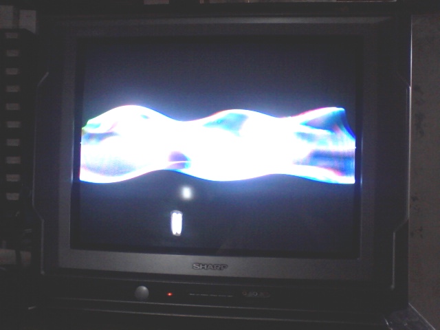 MUASLAN ELEKTRONIK gambar tv mengecil di bagian tengah 