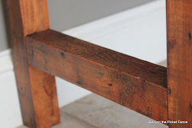 colorful rustic bench made with pallet wood and reclaimed wood http://bec4-beyondthepicketfence.blogspot.com/2014/04/colorful-rustic-bench.html