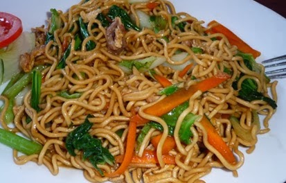 Resep Cara Membuat Mie Goreng Ayam Bawang Spesial  Resep 