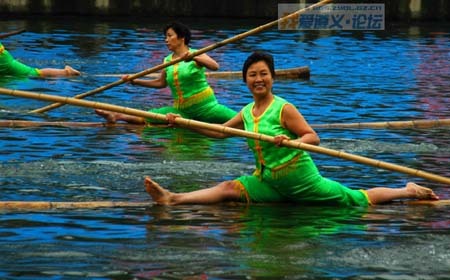 Crossing the river with a bamboo China