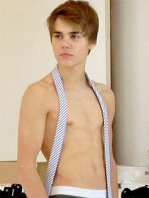 Justin Bieber#39;s six pack 2011!