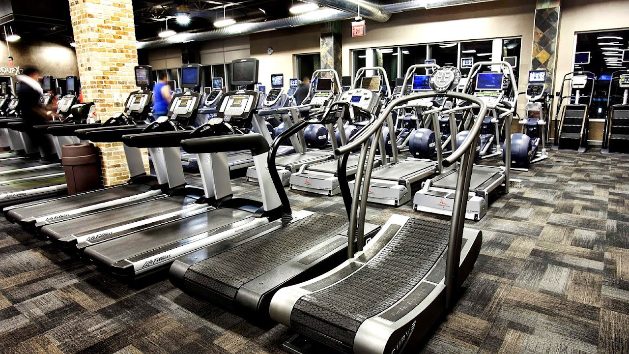 24 Hour Fitness
