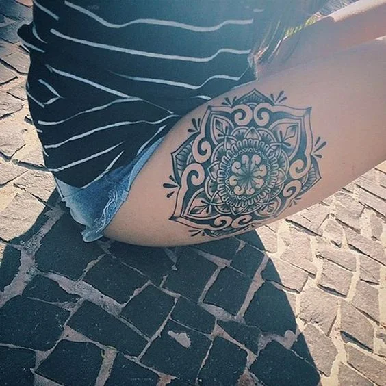 foto tatuajes mandalas para mujeres