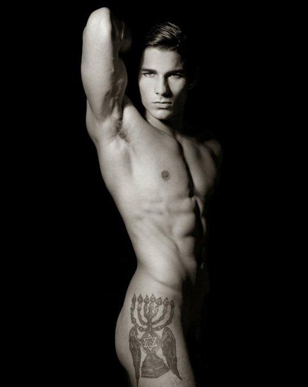 Eduardo Esquivel (2)