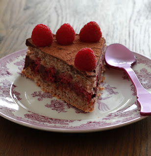 dacquoise amandes , ganache chocolat , dessert facile , framboises , Pâques