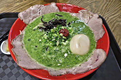 Tonkotsu Ikkyu, spinach tonkotsu